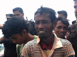  بما فيهم النساء والأطفال وكبار السن