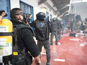 الاعتداءات أسفرت عن إصابة أكثر من 150 حتى الآن بينهم 6 أسرى أصيبوا بكسور
