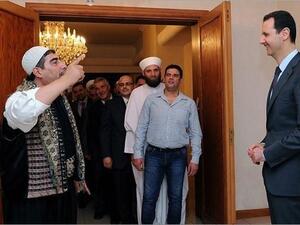 ربطت المصادر زيارة ظريف "بالتحضيرات الجارية من قبل الجيش السوري وحلفائه، لاستعادة إدلب