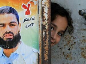 كان علان بدأ في 18 حزيران إضراباً عن الطعام، استمر لمدة شهرين