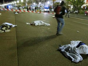  85 مصابًا في هجوم مدينة نيس الفرنسية الدامي لا يزالون في المستشفى