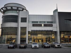 Abu Dhabi Motors is the first to offer this service, thus attracting many clients from all over the world to purchase cars and repair cars in its facility. 
