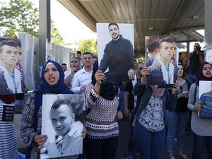 Israel is currently holding roughly 6,500 Palestinian prisoners (AFP/File)