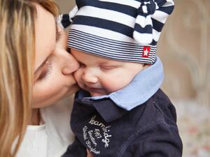 "We are asking our children to act in a certain manner while we contradict what we tell them on daily basis." (Pixabay) 