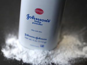 تحتوي بودرة الأطفال على الزنك الذي يساهم في محاربة الالتهابات