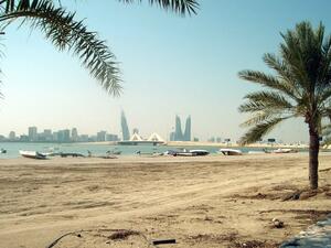 Many celebrities have lived in the Gulf country in the past. (Wikipedia)