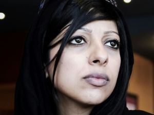 الناشطة زينب الخواجة