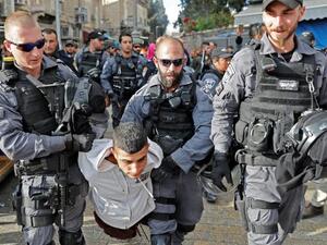 Israeli security forces detain a Palestinian youth in Jerusalem's Old City. (AFP/ File)