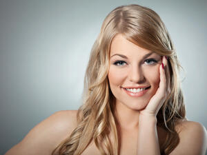 بودرة الكولاجين تساعد على شدّ البشرة ومنع ترهلاتها
