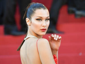 Bella was recently forced to shoot down rumours she has rekindled her romance with The Weeknd (Source: ALBERTO PIZZOLI - AFP)