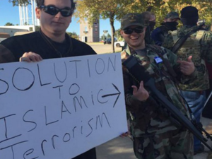 A Christian group in the US is voicing its concerns over the building of a mosque in Milwaukee, but their rhetoric is nothing more than the usual Islamophobic nonsense. Photo of mosque protest in Texas. (Twitter)