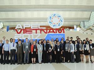 المشاركون في منتدى التعاون الاقتصادي لدول آسيا والمحيط الهادئ 2017، الذي عُقد مؤخراً بمدينة هانوي في فيتنام، وحضره ممثلون عن مؤتمر القمة العالمي للابتكار في التعليم "وايز"