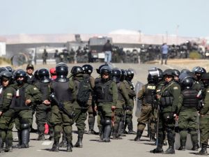  عمال مناجم يقتلون نائب وزير داخلية بوليفيا