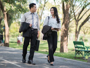 المرأة الجوزاء لديها قائمة طويلة بالأشياء التي تريد أن تقوم بإنجزها