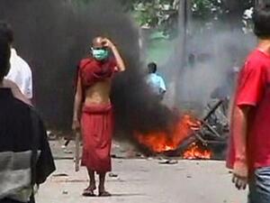 مسلمو بورما يحتفلون بعيد الاضحى تحت تهديدات البوذيين المتطرفين
