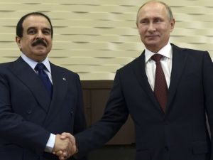 الرئيس الروسي فلاديمير بوتين وملك البحرين حمد بن عيسى آل خليفة