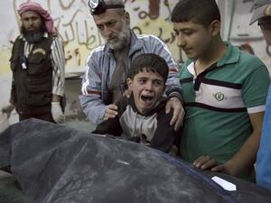 الذين قتلوا من عائلتين في قرية الحجنة الواقعة في الريف الشرقي لمحافظة دير الزور