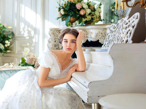 لا تحاولي تغيير روتين عنايتكِ ببشرتك قبل يوم زفافك