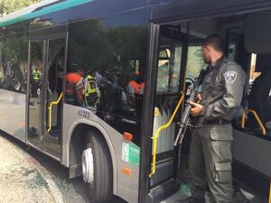  الحافلة التي تعرضت للهجوم في القدس