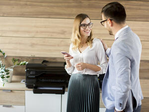 كوني دائما مهتمة بمستقبله وطموحاته فالرجال يفضلون الاهتمام