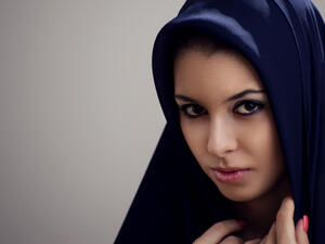 The retail company paid the Muslim $25,000 to settle a lawsuit after it refused to hire a woman who wore a hijab. (AFP/File)