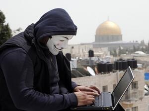جميع الأجهزة الاستخبارية الإسرائيلية دشنت أذرعا خاصة بالحرب الإلكترونية 