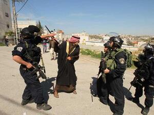 الإحتلال الإسرائيلي يعتقل 6 فلسطينيين في الضفة الغربية
