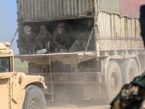 استسلام المئات من أعضاء تنظيم الدولة في جيب بشرق سوريا