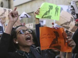 ناشطون اثناء احتجاج في القاهرة
