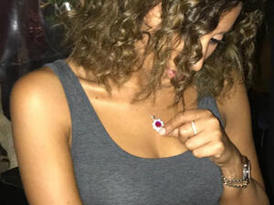 Dina Al Sahrbini posted a picture on Instagram promoting Valentine's gifts that show an obvious wedding ring. (Source: dinaelsherbinyy - Instagram)