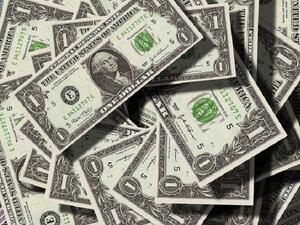Mistake #1: Spending money you don’t have. (Pixabay)