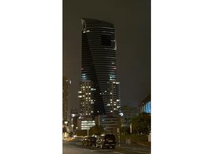 دو تدعم مبادرة ساعة الأرض بإطفاء جميع أنوارها