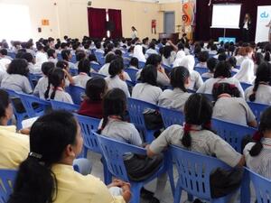 أكدت دو التزامها بالصحة والسلامة المهنية، وذلك من خلال توعية أفراد المجتمع وتعريفهم بأفضل الممارسات في مجال الصحة والسلامة والبيئة.