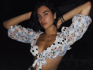 Dua Lipa  working on the follow up to her 2017 debut self-titled LP (Source: dualipa / Instagram ) 