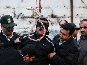 عمليات اعدام يومية يقوم بها النظام الايراني 