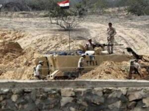 الجيش المصري يعلن تدمير 12 فتحة نفق مع غزة
