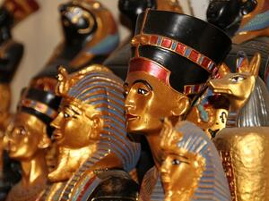 A sharp surge in basic and non-basic commodity prices began right after the flotation of the Egyptian pound in November. (File photo)