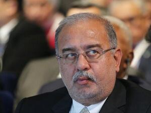 خضع عدد من الوزراء والشخصيات العامة للتفتيش اليدوي من قبل رجال الشرطة