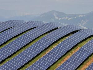 Solar energy is one form of renewable energy that could bring millions to Egypt's economy. (Shutterstock)