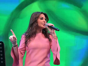 الفنانة اليسا