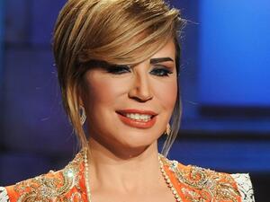 Enas al Dughaidi had her first kiss at 16! (Watan 24)