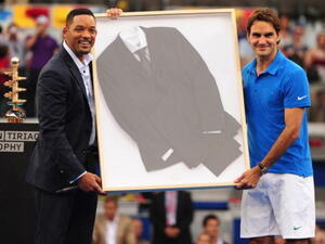 لاعب التنس روجيه فيدرر يروج لفيلم ويل سميث الجديد