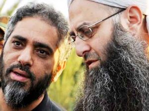 توقعات بتسليم فضل شاكر نفسه للسلطات بعد اعتقال الاسير