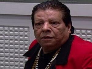 شعبان عبد الرحيم في العناية المركزة و بحالة حرجة