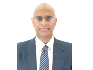 Dr Alla Gopala Krishna Gokhale, a Heart-Lung Transplant,Cardiothoracic and Minimal Access Surgeon at Apollo Hospitals.