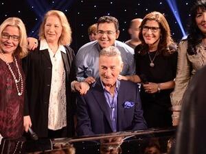 أعضاء فرقة الـ(فور أم) يفكرون جديا بالعودة