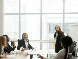 برج العذراء من أكثر الأبراج التي تتميز في العمل