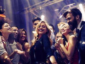 نجم كل السهرات مولود برج القوس الذي يمتلك موهبة في الوصول إلى الشهرة

