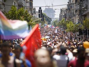 نحو 200 ألف شخص في المسيرة، من بينهم 30 ألف سائح أجنبي 