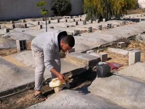 يعاني أهالي غزة من حصار خانق